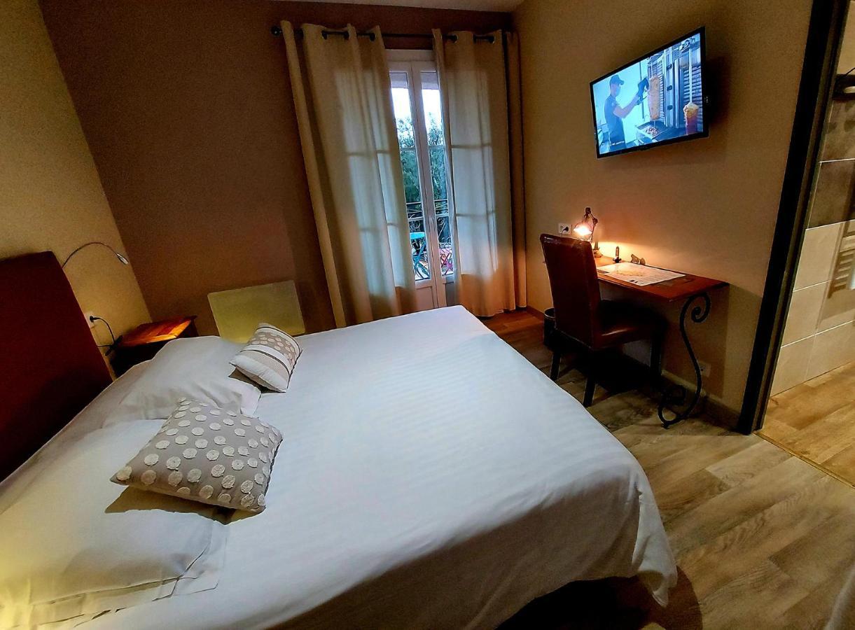 Hôtel Les Hauts de Mourèze Esterno foto